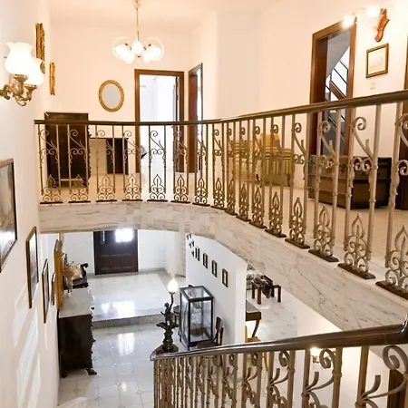 7 Mediterranean Guest house